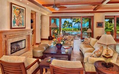 PRICE REDUCTION EXCLUSIVE OCEANFRONT ESTATE